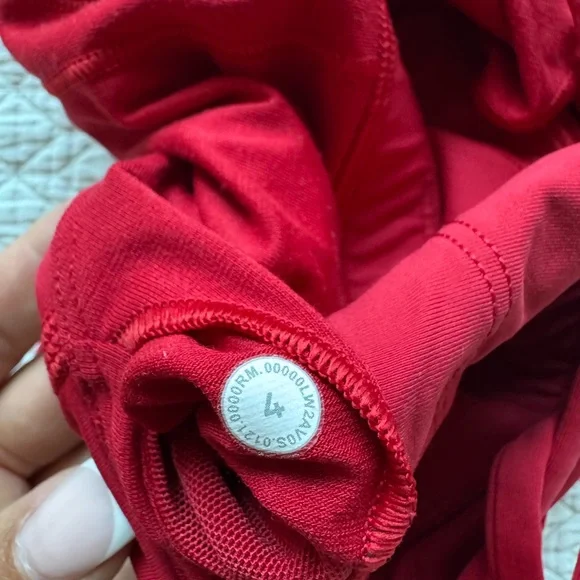 lululemon athletica Like New Energy Longline Bra, Medium Support, B-D Cups - Picture 5 of 6